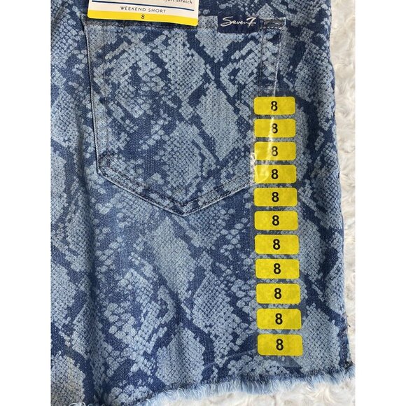 Seven7 Women's Weekend Short 5" Inseam Fray Hem Python Indigo Denim Short Size 8 - Picture 5 of 11